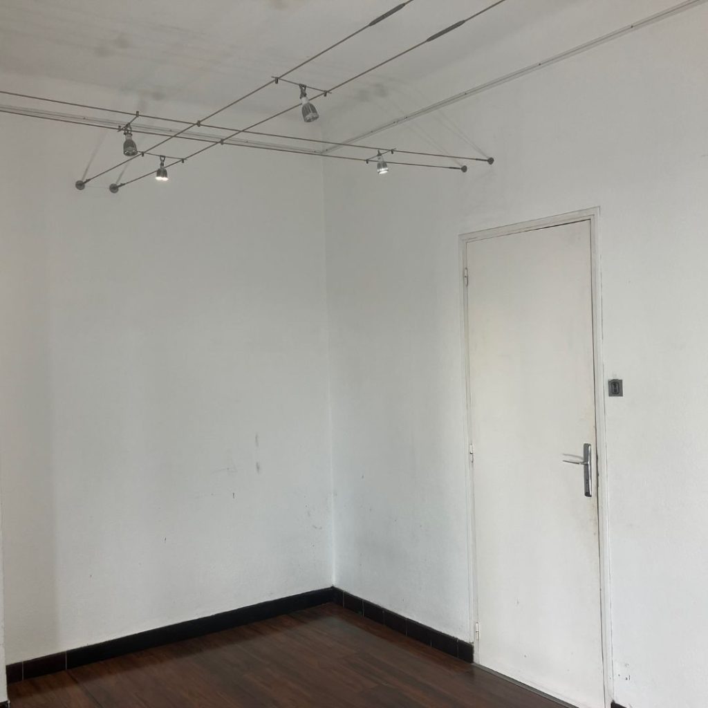 magasin-interieur-porte