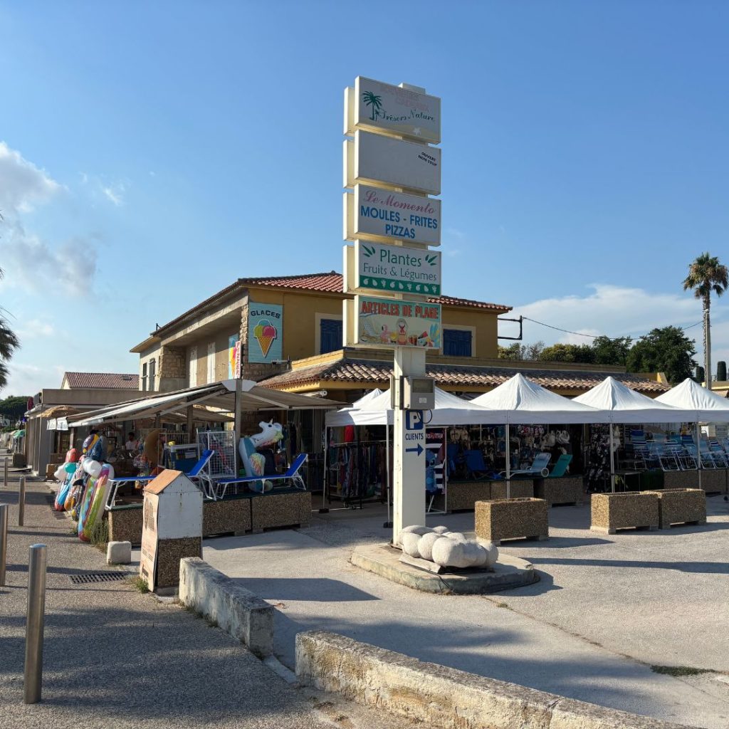 centre-commercial-front-de-mer-six-fours-les-plages