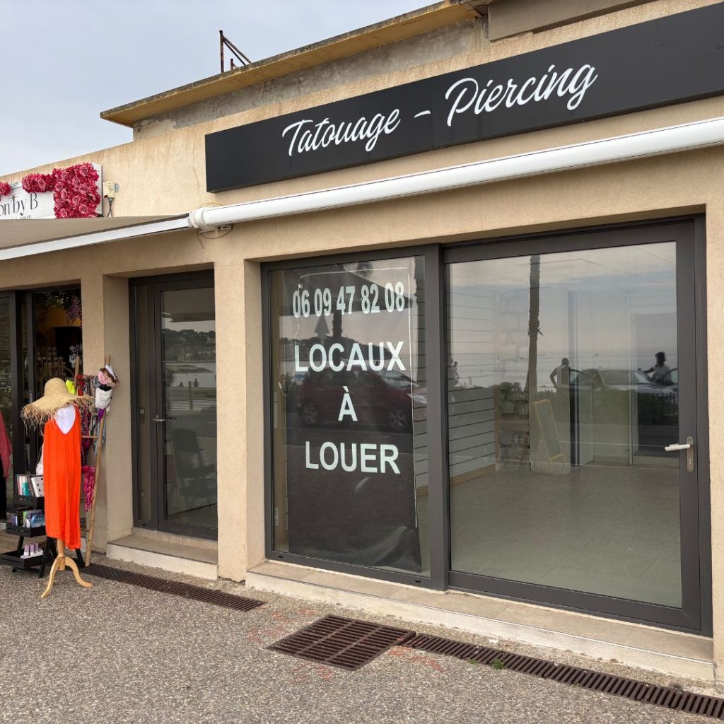local-commercial-avec-vitrine-a-louer-six-fours-les-plages