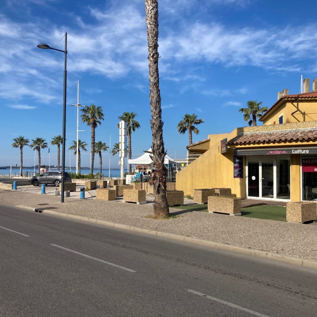 magasin-côté-plage